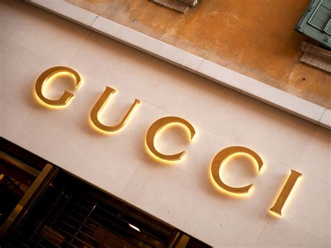 cuanto vale gucci|Gucci mx logo.